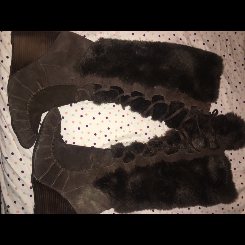 Size 10 brown suede and fur wedge boot